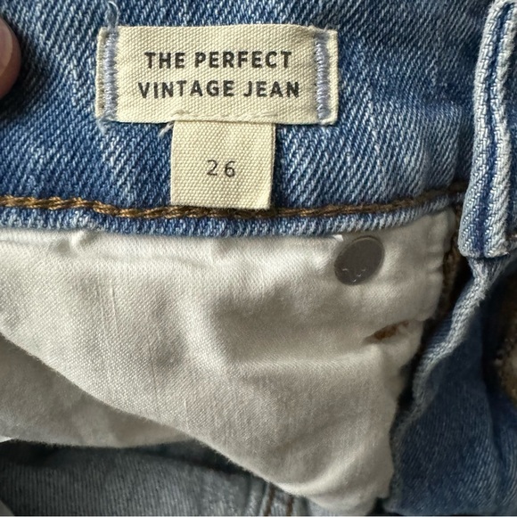 Madewell Women’s Perfect Vintage Jean in Coney Wash:‎ Destroyed Edition Size 26 - Picture 8 of 11